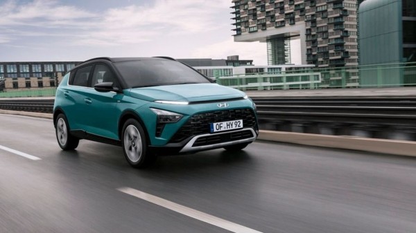 В РФ начали продавать самый компактный кроссовер HYUNDAI из Европы В РФ начали продавать самый компактный кроссовер HYUNDAI из Европы