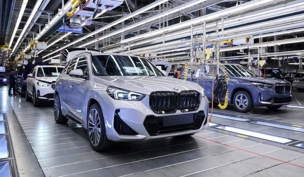 Дайджест дня: Land Cruiser для Дакара, электро-Macan и другие события индустрии Дайджест дня: Land Cruiser для Дакара, электро-Macan и другие события индустрии