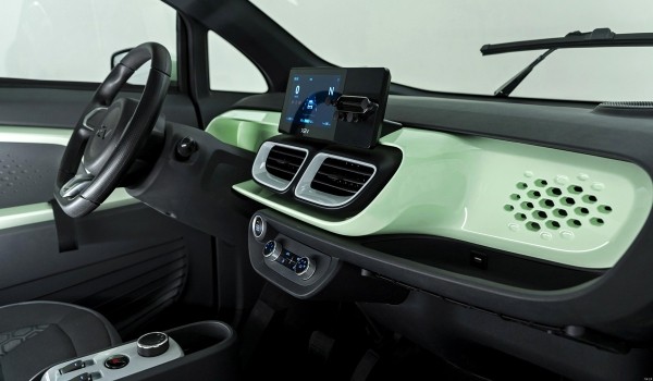 На российском рынке появится микрокар XEV Yoyo На российском рынке появится микрокар XEV Yoyo