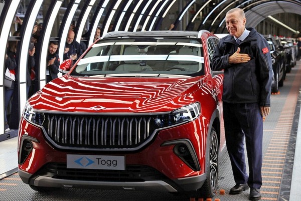 В Турции началось производство собственных электромобилей TOGG В Турции началось производство собственных электромобилей TOGG