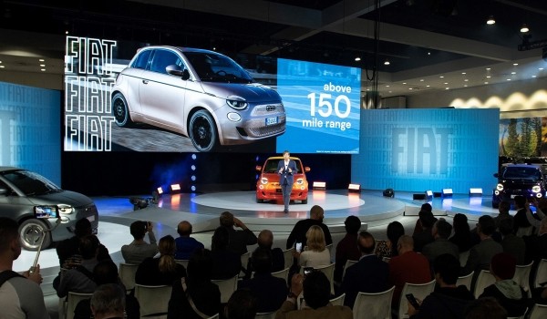 Дайджест дня: ретро-Alpha, Golf девятого поколения и другие события индустрии