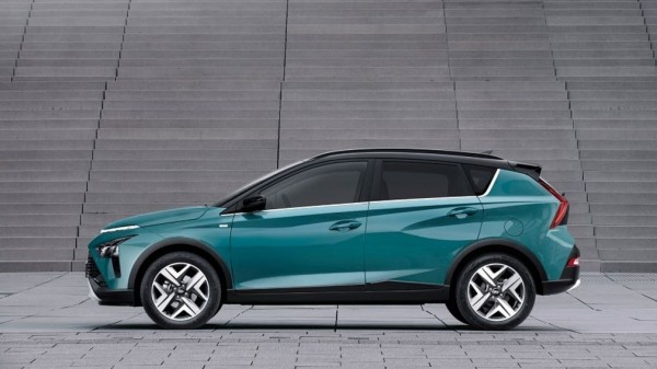 В РФ начали продавать самый компактный кроссовер HYUNDAI из Европы В РФ начали продавать самый компактный кроссовер HYUNDAI из Европы