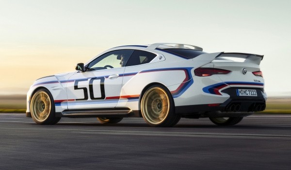 Подарок к юбилею: купе BMW 3.0 CSL на базе M4 Подарок к юбилею: купе BMW 3.0 CSL на базе M4