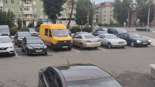 Названы самые популярные легкие коммерческие авто в РФ по итогам октября 2022 года