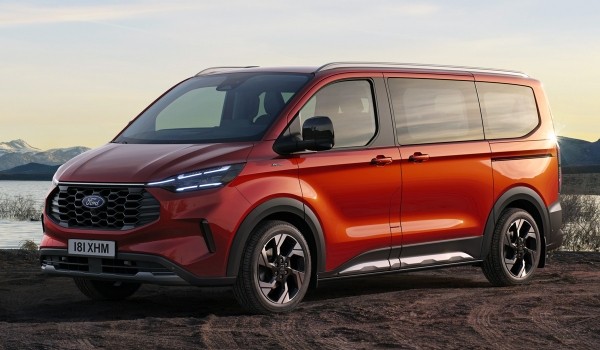 Новый Ford Tourneo Custom частично заменит Galaxy и S-Max