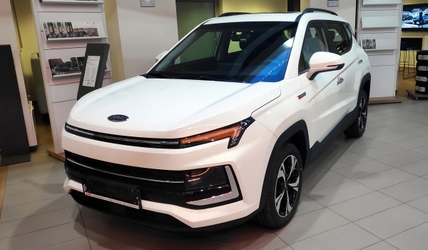 Сертифицирован кроссовер «Москвич 3»: бензин и электричество