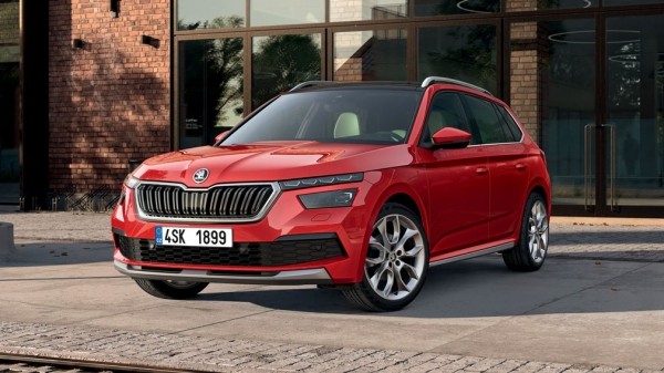 В РФ привезли недорогой компактный кроссовер SKODA KAMIQ В РФ привезли недорогой компактный кроссовер SKODA KAMIQ
