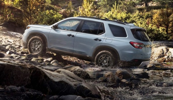 Представлен кроссовер Honda Pilot четвертого поколения Представлен кроссовер Honda Pilot четвертого поколения