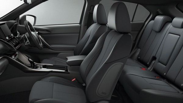 Представлен обновлённый MITSUBISHI ECLIPSE CROSS Представлен обновлённый MITSUBISHI ECLIPSE CROSS