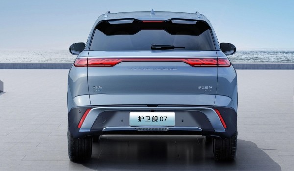 Новый кроссовер BYD Frigate 07 готов к рыночному дебюту Новый кроссовер BYD Frigate 07 готов к рыночному дебюту