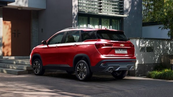 В РФ стартуют продажи кроссовера CHEVROLET CAPTIVA