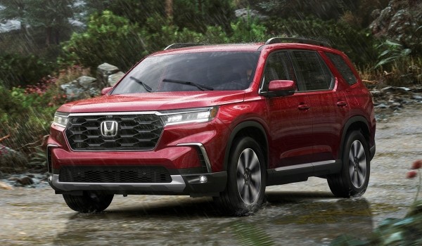 Представлен кроссовер Honda Pilot четвертого поколения Представлен кроссовер Honda Pilot четвертого поколения