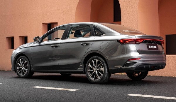 Белджи будет выпускать недорогие седаны Geely Emgrand7 Белджи будет выпускать недорогие седаны Geely Emgrand7