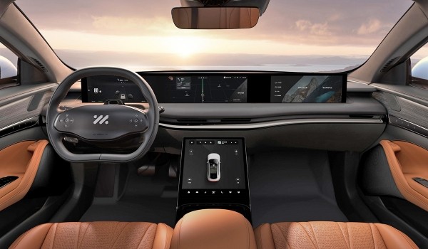 Седан IM L7 Snake Performance оказался быстрее Тайкана