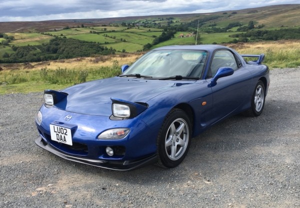 Эта Mazda RX-7 впервые за 23 года была полностью помыта Эта Mazda RX-7 впервые за 23 года была полностью помыта