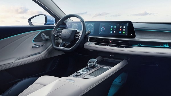 В РФ скоро появится бизнес-седан CHERY ARRIZO 8