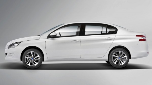 Китайский электрический седан Dongfeng Fukang ES600 готовится к продажам в КНР и России