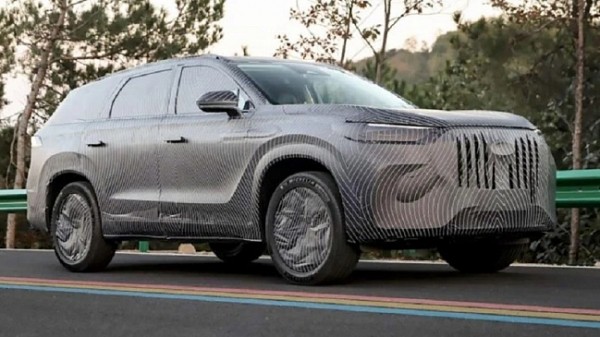 Компания CHERY тестирует кроссовер, похожий на Range Rover Evoque Компания CHERY тестирует кроссовер, похожий на Range Rover Evoque