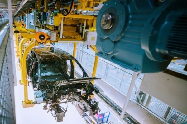 Компания Fisker будет продавать электрокары Fisker Ocean без готового программного обеспечения Компания Fisker будет продавать электрокары Fisker Ocean без готового программного обеспечения