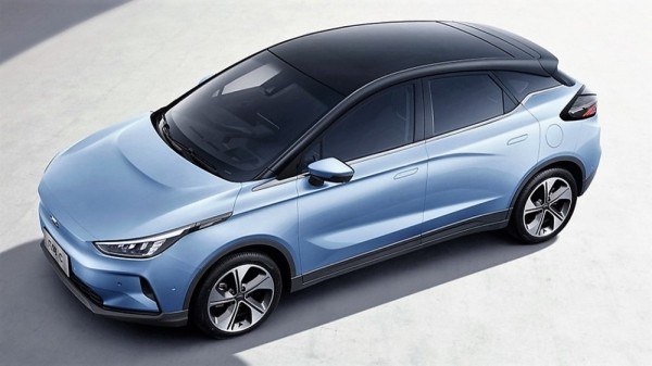 Компания GEELY выходит на рынок Европы с электрическим кроссовером Geely Geometry C Компания GEELY выходит на рынок Европы с электрическим кроссовером Geely Geometry C