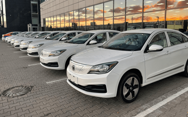 Минприроды обновит свой автопарк российскими электромобилями Evolute Минприроды обновит свой автопарк российскими электромобилями Evolute