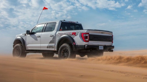 Опубликованы данные о расходе топлива "заряженного" Ford F-150 Raptor R 2023 года