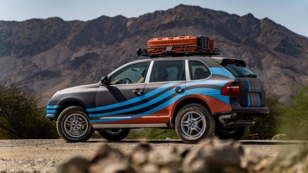 Оригинальный Porsche Cayenne Restomod отмечает 20-летие кроссоверов бренда