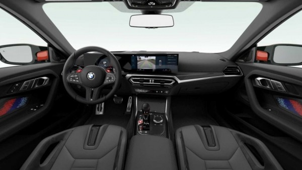 Самый дорогой кроссовер BMW M2 2023 года в конфигураторе стоит 4 млн 669 тысяч рублей