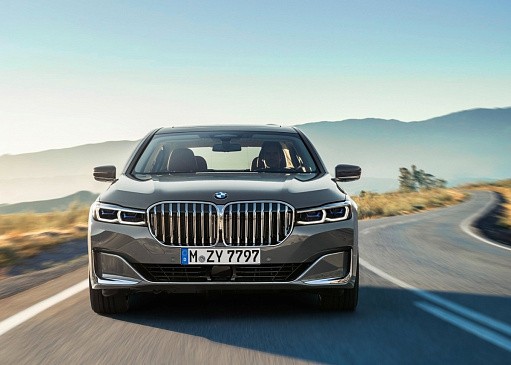 В автопромышленности стали использовать устаревшие микрочипы образца iPhone 4 в 2022 году В автопромышленности стали использовать устаревшие микрочипы образца iPhone 4 в 2022 году