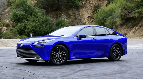 В России начались продажи седанов Mazda6, привезённых по параллельному импорту в 2022 году В России начались продажи седанов Mazda6, привезённых по параллельному импорту в 2022 году