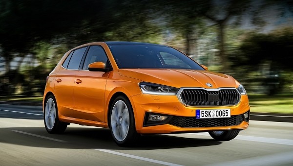 В России стартовали продажи нового хэтчбека Skoda Fabia за 2,3 млн рублей