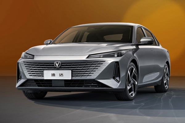 Представлен среднеразмерный седан Changan Lamore Представлен среднеразмерный седан Changan Lamore