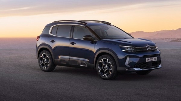 В России начались продажи обновленного кроссовера Citroen C5 Aircross