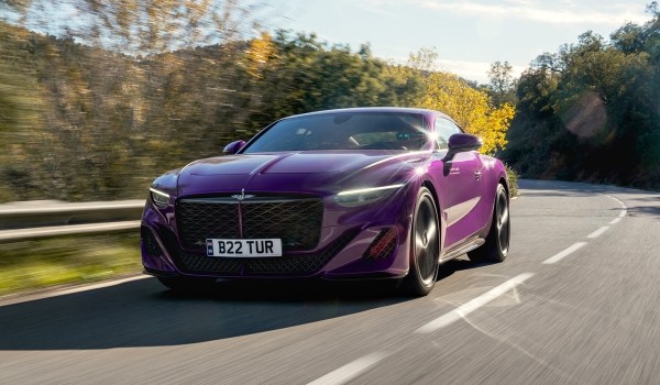 Дайджест дня: BMW XM на конвейере, восьмиклапанная Веста и другие события индустрии Дайджест дня: BMW XM на конвейере, восьмиклапанная Веста и другие события индустрии