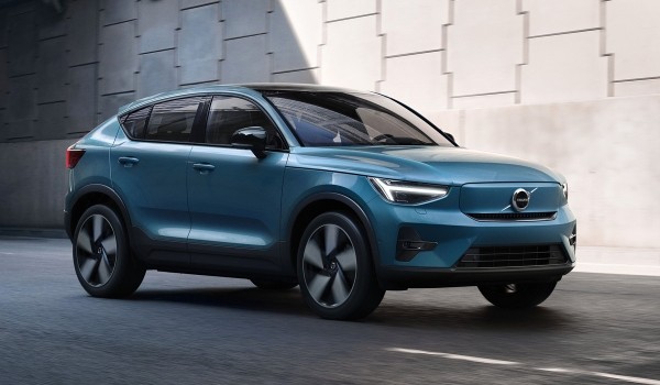 Электрические Volvo XC40 и C40: задний привод вместо переднего