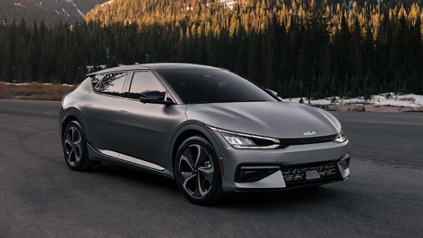 9 из 15 кроссоверов провалили краш-тест IIHS после ужесточения требований к безопасности