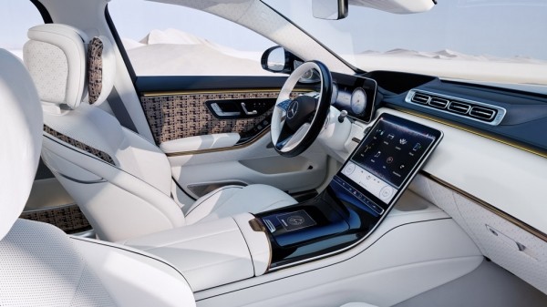 Mercedes-Benz представил новую спецверсию Майбаха