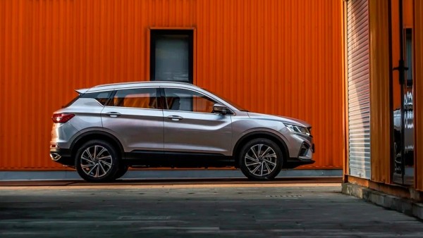 Линейка комплектаций Geely Coolray расширилась на российском рынке