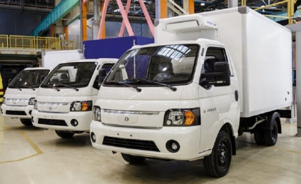 Автоконцерн «Соллерс» приступил к продажам автомобилей под своим брендом Автоконцерн «Соллерс» приступил к продажам автомобилей под своим брендом