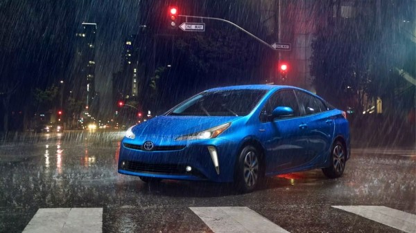 Назвали самые надежные электромобили и гибриды в мире