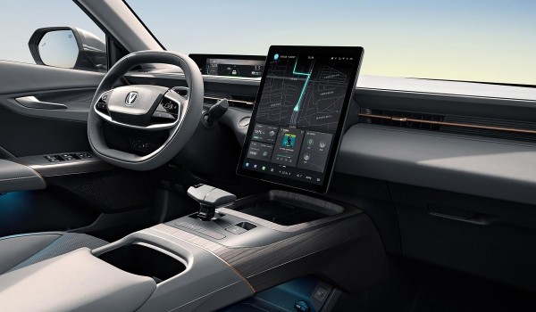 Представлен среднеразмерный седан Changan Lamore Представлен среднеразмерный седан Changan Lamore