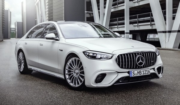 Новый Mercedes-AMG S 63 стал самым мощным S-классом в истории Новый Mercedes-AMG S 63 стал самым мощным S-классом в истории