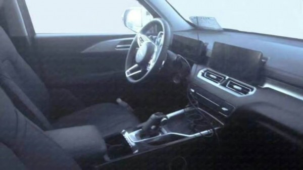 Интерьер флагманского внедорожника Haval впервые показали на фото Интерьер флагманского внедорожника Haval впервые показали на фото