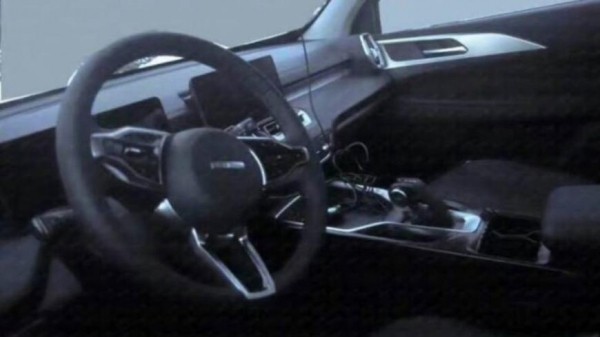 Интерьер флагманского внедорожника Haval впервые показали на фото Интерьер флагманского внедорожника Haval впервые показали на фото