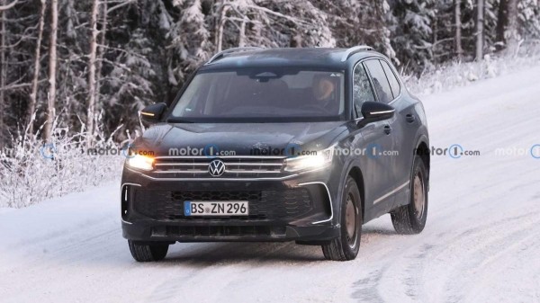 На тестах замечен прототип обновленного кроссовера Volkswagen Tiguan 