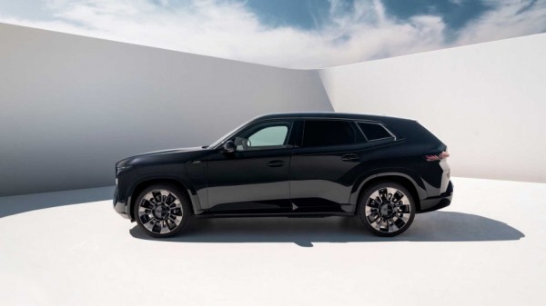 На заводе в Спартанбурге началось производство суперкроссоверов BMW XM