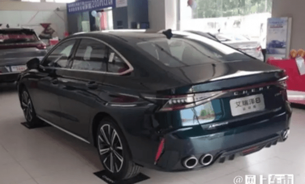 Новый седан Chery Arrizo 8 получил версию с мощным мотором Новый седан Chery Arrizo 8 получил версию с мощным мотором