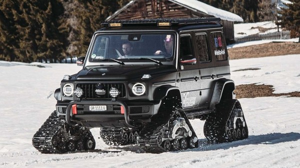 Тюнер построил Mercedes-Benz G 500 на гусеницах для гонок по снегу Тюнер построил Mercedes-Benz G 500 на гусеницах для гонок по снегу