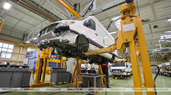 В Бресте заработало российско-белорусское предприятие по сборке спецавтомобилей 26 моделей В Бресте заработало российско-белорусское предприятие по сборке спецавтомобилей 26 моделей