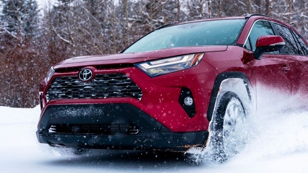 Toyota третий год подряд остаётся мировым лидером по продажам машин